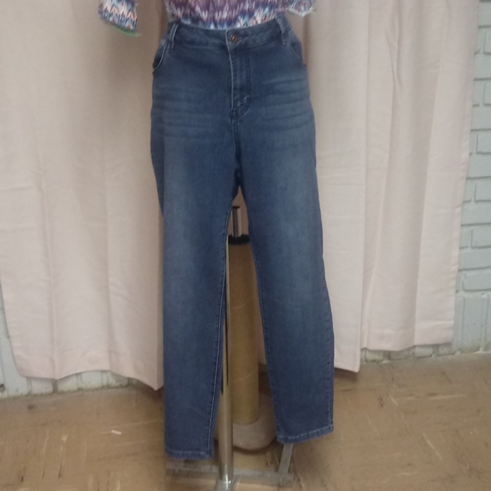 Miss Poured in Blue Jeans